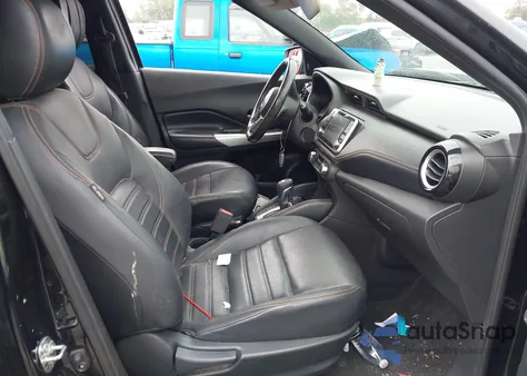 2019 Nissan Kicks S/Sr/Sv z USA, uszkodzony, nr VIN 3N1CP5CUXKL513639